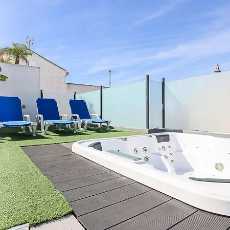 Villa Mongos - By Bedzy *