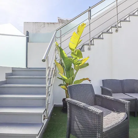 Villa Mongos - By Bedzy